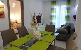 Laura Deluxe Apartment